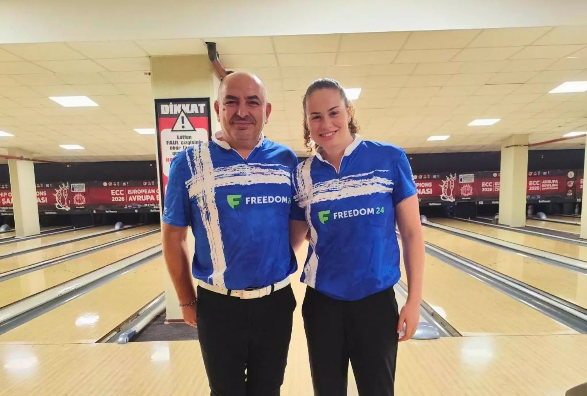 From Backhand to Two-Handed: The European Vice-Champion Who Wasn’t Supposed to Be a Bowler