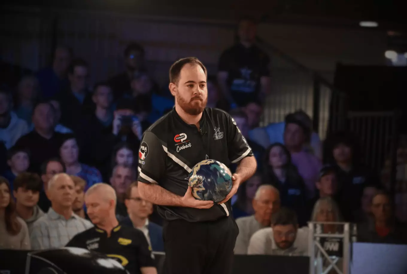 Simonsen Goes 299 and 300 as Round of 8 Locks In at PBA Illinois Classic
